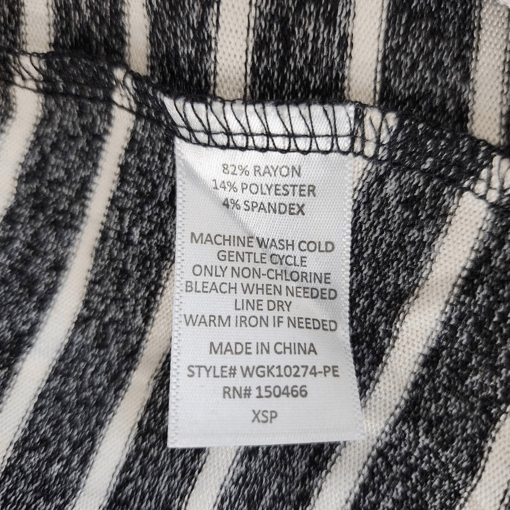 Market & Spruce Striped Hoodie NWT Size XS Petite Black and White Hoodie