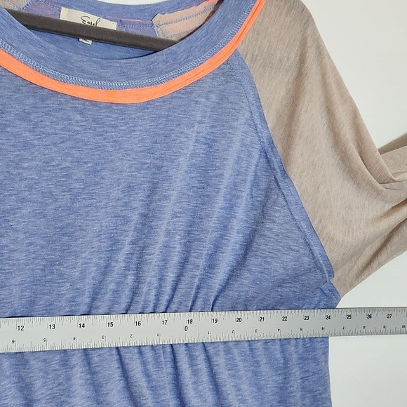 Easel Periwinkle Blue Raglan Tee Size Large