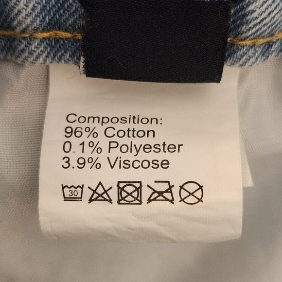 Shein Distressed Women's Jean Shorts NWT Size Large Light Wash Denim Shorts