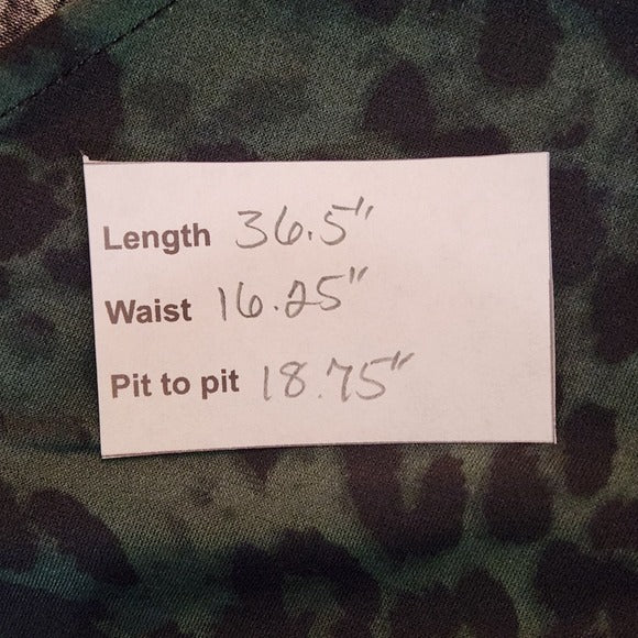 Lark & Ro Green Leopard Print Dress Size 14 Green Leopard V-Neck Dress