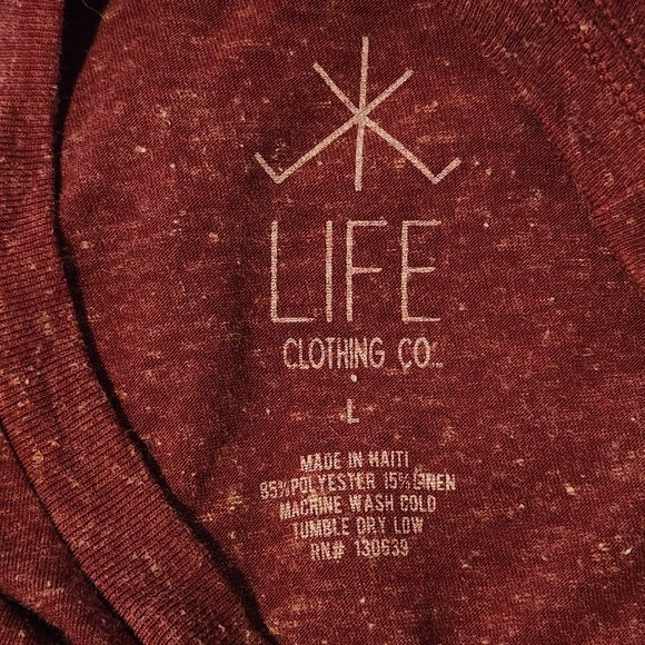 Life Clothing Co. Short Sleeve Burgundy Mushroom Graphic T-Shirt Size Large