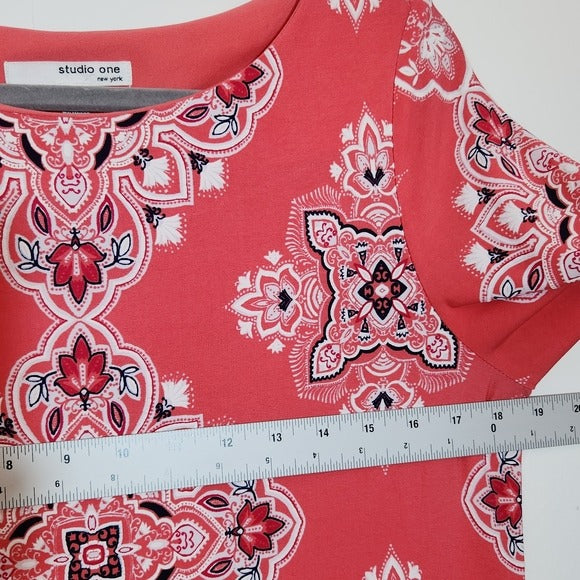 Studio One Coral Pink and Navy Print Shift Dress Size PM Wedding Guest Dress