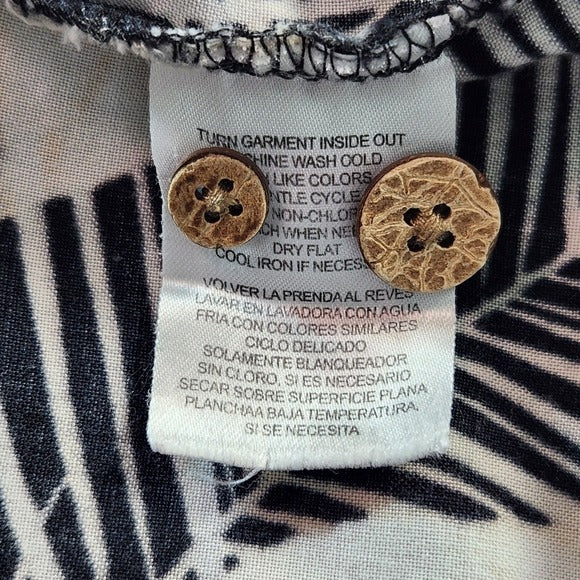 Caribbean Joe Men's Black and Cream Hawaiian Shirt Size XL Men's Hawaiian Shirt