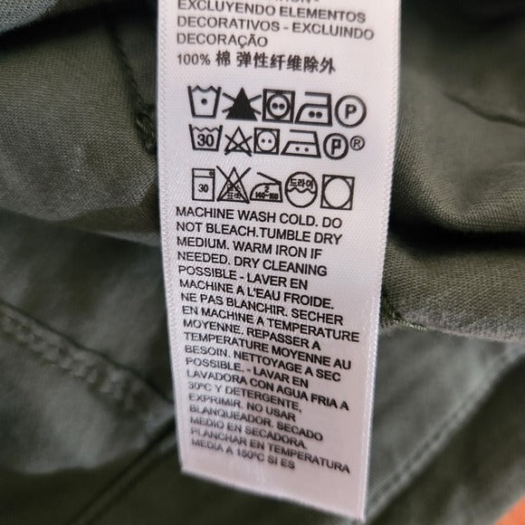 Levi's Women's Army Green Cropped Pants Size 29" Green Full Leg Pants