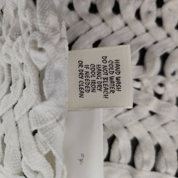 Adiva White Woven Vest Size XL New