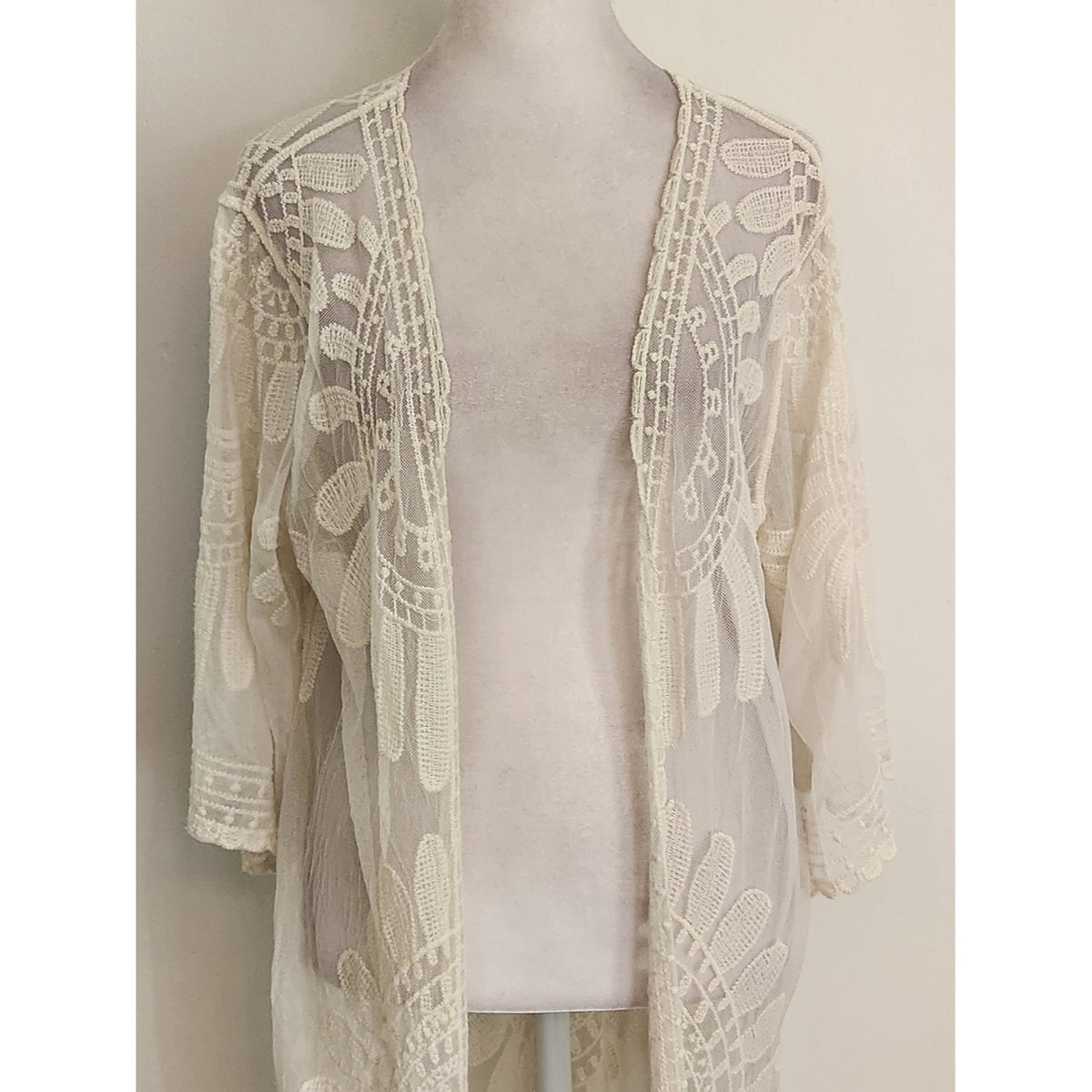 Rebellion Again Cream Sheer Crochet Lace Boho Kimono Size Small