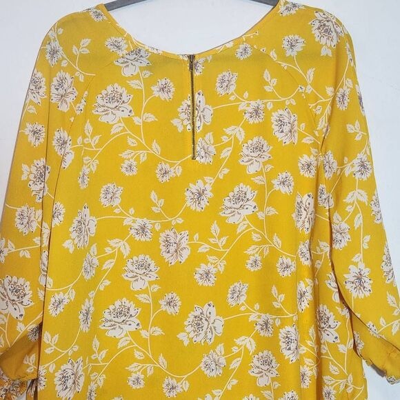Mix by 41 Hawthorn Yellow Floral Blouse Size 2X White and Yellow Floral Top