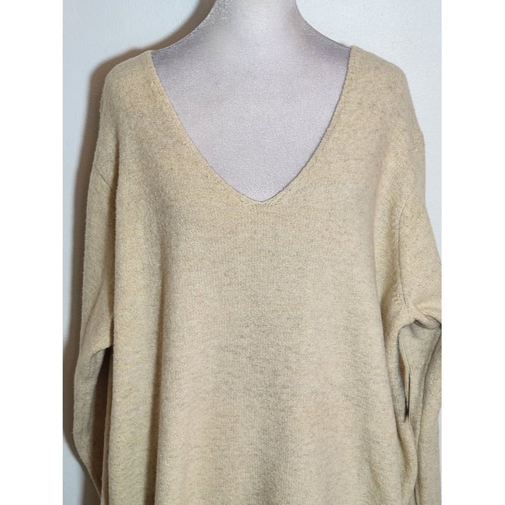 Skies Are Blue Cream Oatmeal V-Neck Sweater Size 1X NWT