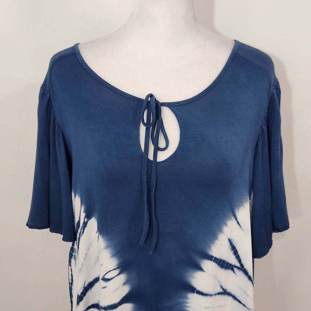 Chaser Blue Tie-Dye Blouse NWT Size Medium Tie-Dyed Boho Blouse