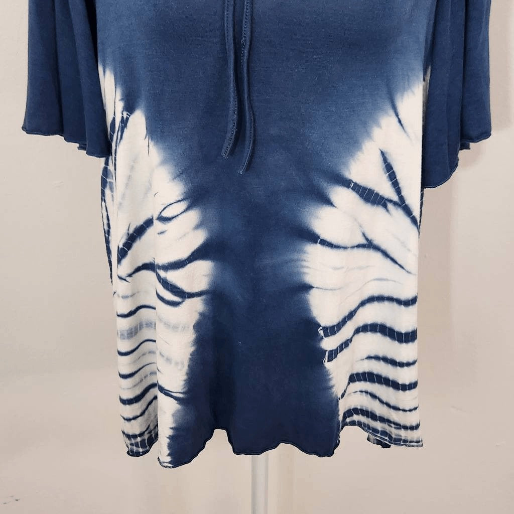 Chaser Blue Tie-Dye Blouse NWT Size Medium Tie-Dyed Boho Blouse