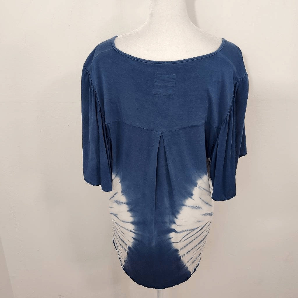 Chaser Blue Tie-Dye Blouse NWT Size Medium Tie-Dyed Boho Blouse