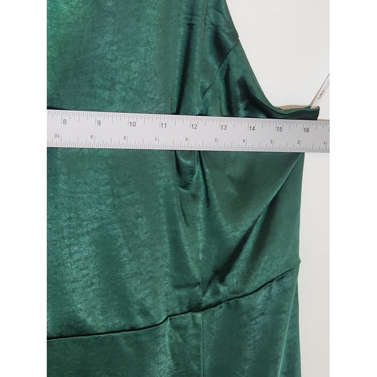 Lulus Emerald Green Satin Halter Maxi Dress Size Large NWOT Wedding Guest Dress