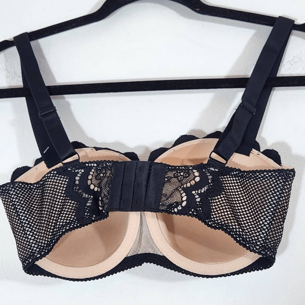 Frederick's of Hollywood Nude and Black Lace Padded Bra 32DD NWT Lingerie Shower