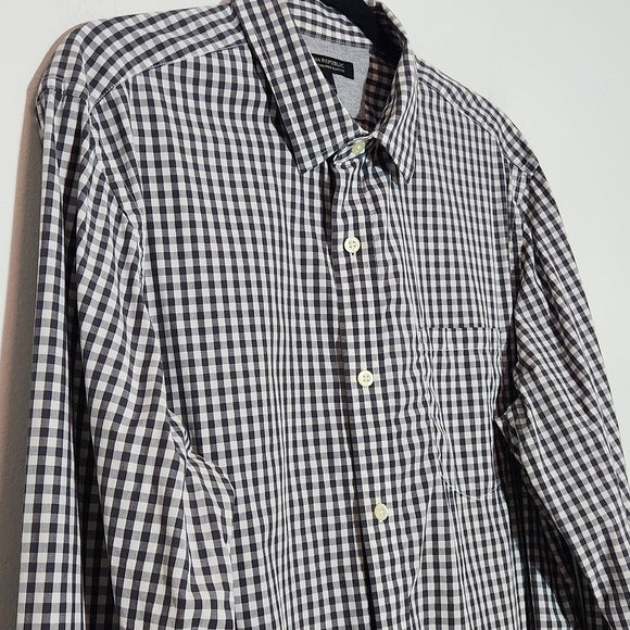 Banana Republic Gray Check Button Down Shirt Sz Large Preppy Button-Up Shirt