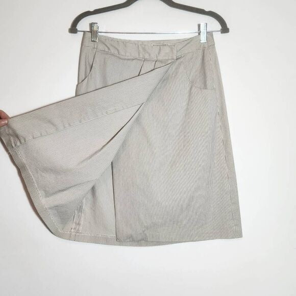 Banana Republic Cream Pinstripe Wrap Skirt Size 0 Preppy Mini Skirt