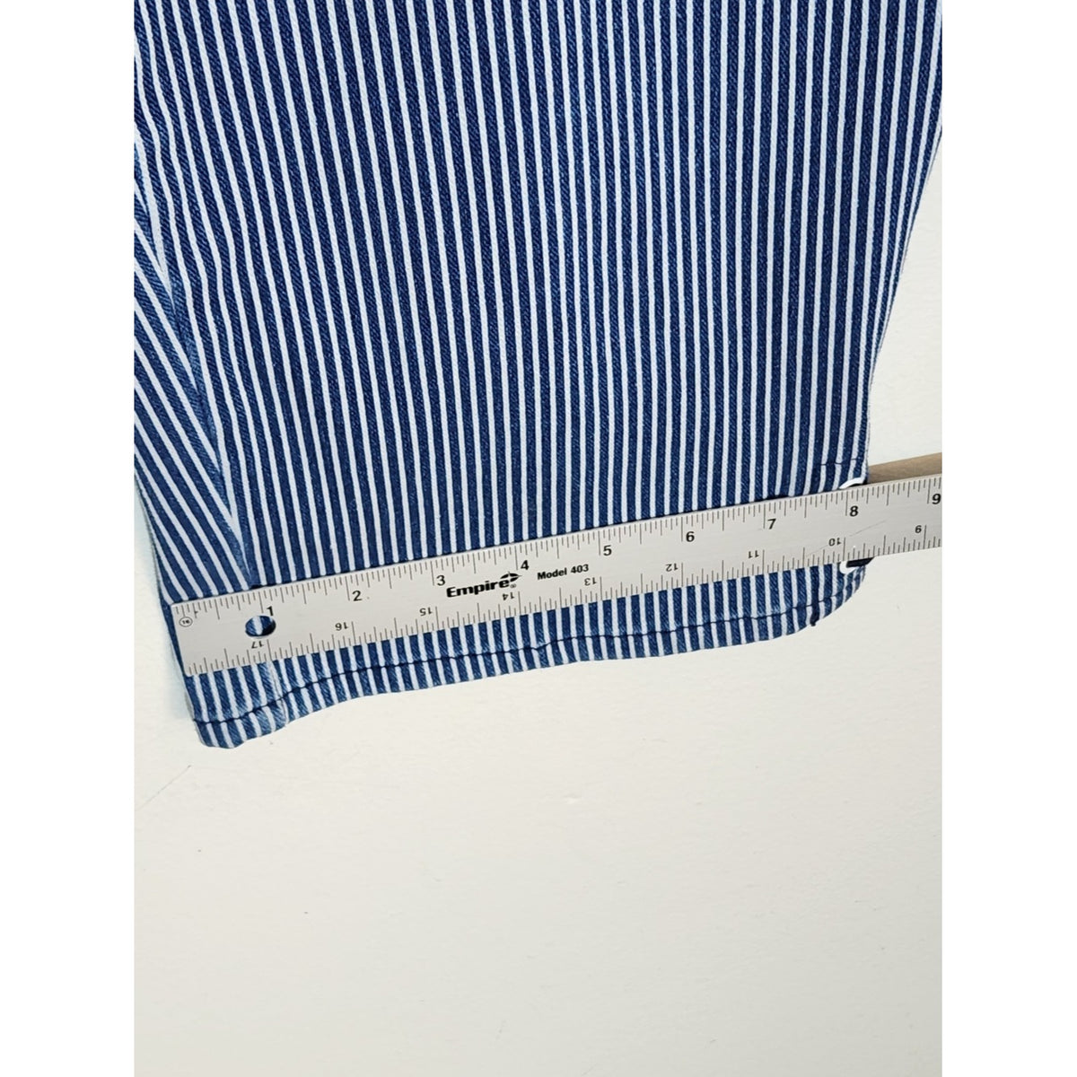 Ruby Rd. Blue and White Striped Pull-On Capri Pants with Lace-Up Hem Size 12