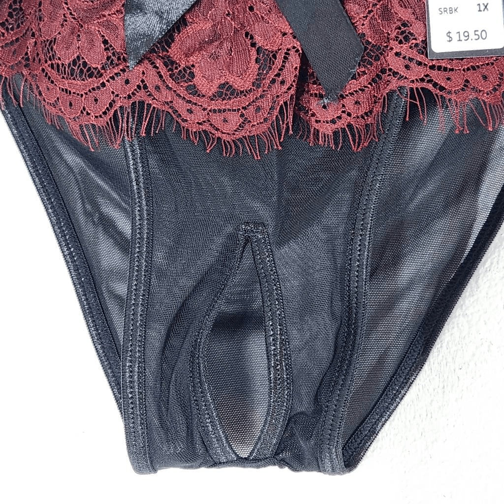 Frederick's of Hollywood Sexy Lace and Mesh Set of 2 Size 1X NWT Lingerie Shower