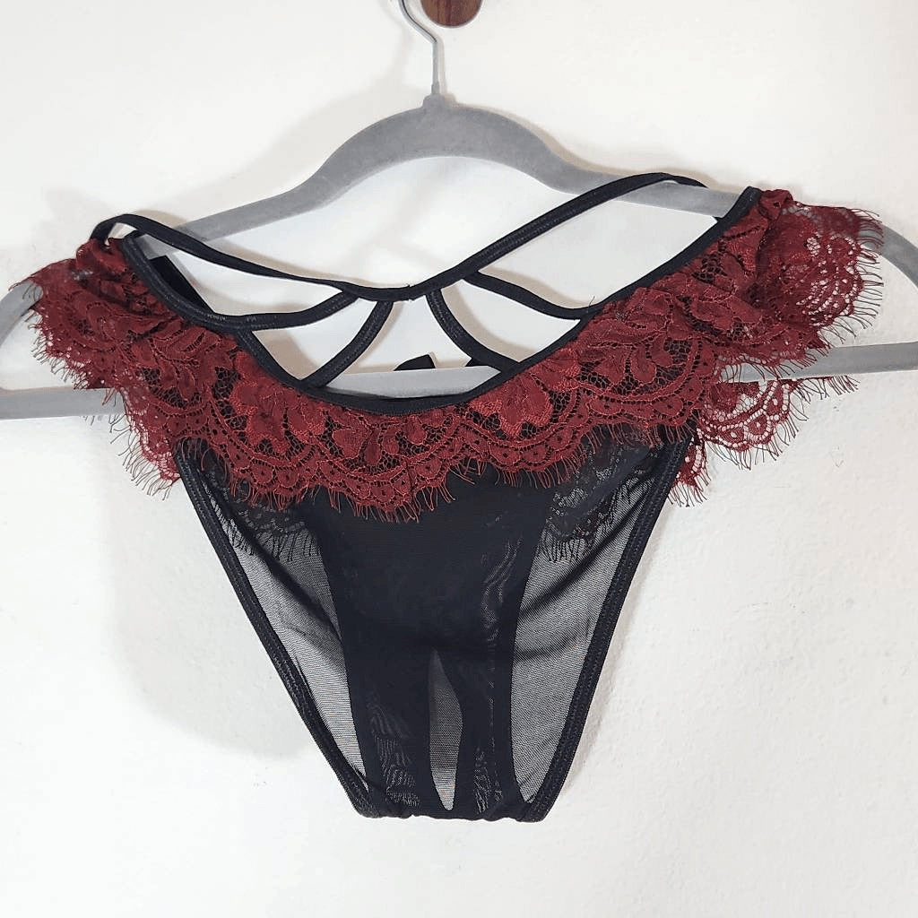 Frederick's of Hollywood Sexy Lace and Mesh Set of 2 Size 1X NWT Lingerie Shower