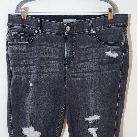 Torrid Black Crop Bombshell Skinny Jeans Size 20