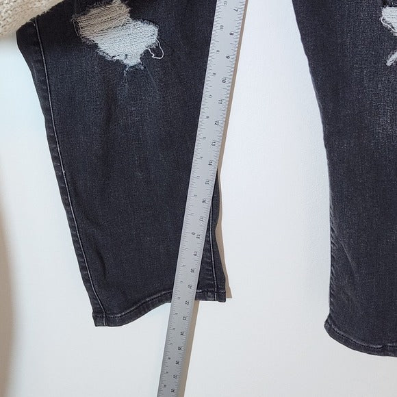 Torrid Black Crop Bombshell Skinny Jeans Size 20