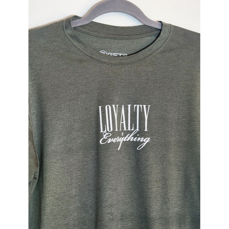 GSTR Loyalty Is Everything Graphic T-Shirt Size Medium