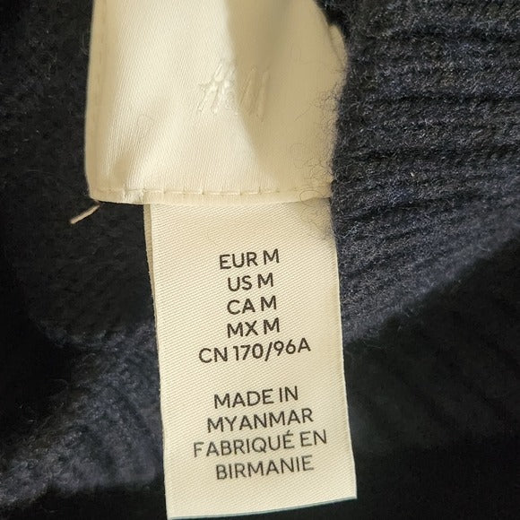 H&M Navy Oversized Sweater with Cream Stripe Details Size Medium