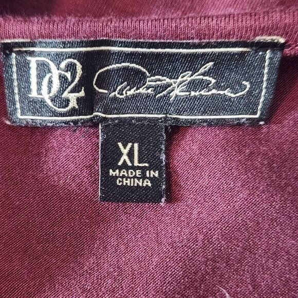 DG2 Diane Gilman Burgundy Tank Top with Sporty Stripes Size XL Oxblood Tank Top