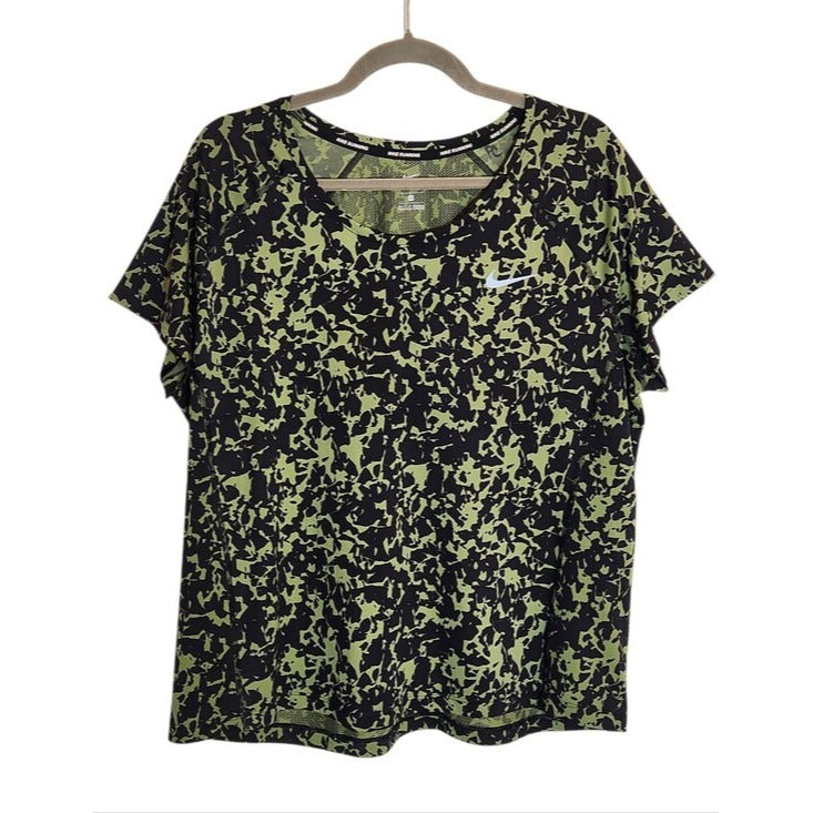 Nike Green and Black Print Performance Running Tee Size 1X