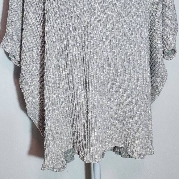 Andree by Unit Heather Gray Oversized Dolman Sleeve Sweater Size Large