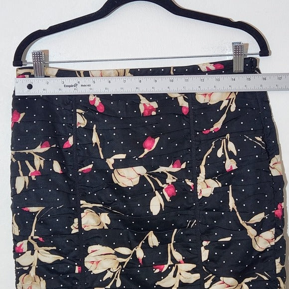 White House Black Market Black Floral Print Pencil Skirt Size 8