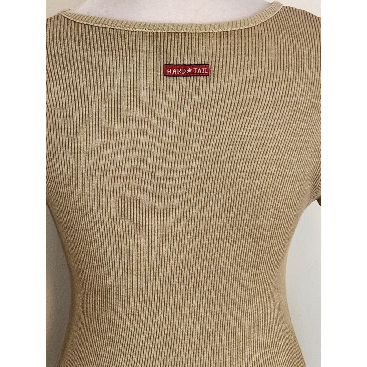 Hard Tail Tan Ribbed Knit Fitted V-Neck Top with 3/4 Sleeves One Size