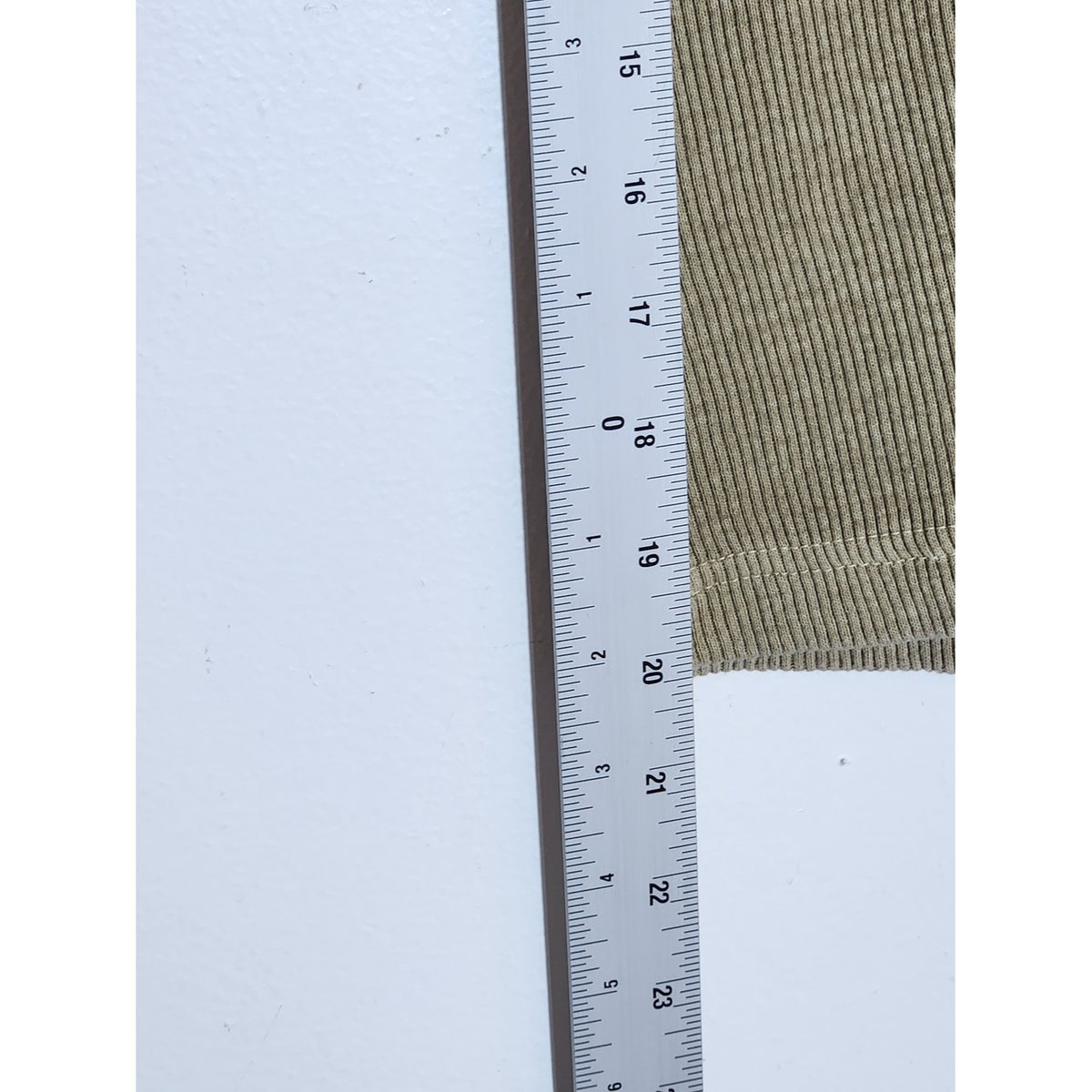 Hard Tail Tan Ribbed Knit Fitted V-Neck Top with 3/4 Sleeves One Size