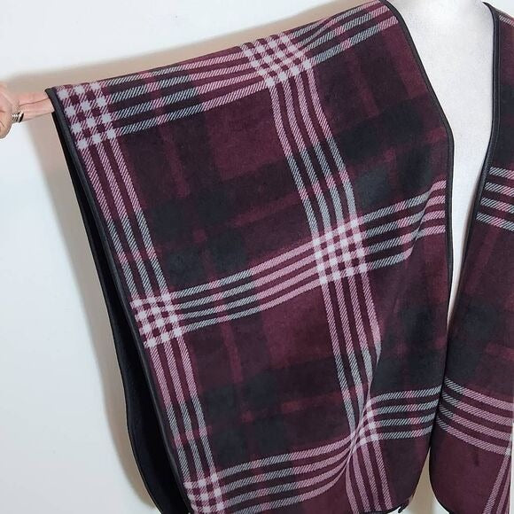 Ike Behar Burgundy Plaid Wrap One Size Fleece-Lined Plaid Wrap