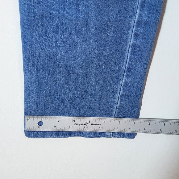 Gloria Vanderbilt Medium Wash Jeans Size 10 Petite