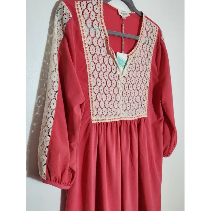 Umgee Coral Pink Mini Dress with Cream Lace Accent Size Large NWT
