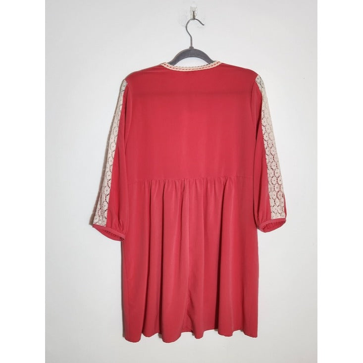 Umgee Coral Pink Mini Dress with Cream Lace Accent Size Large NWT