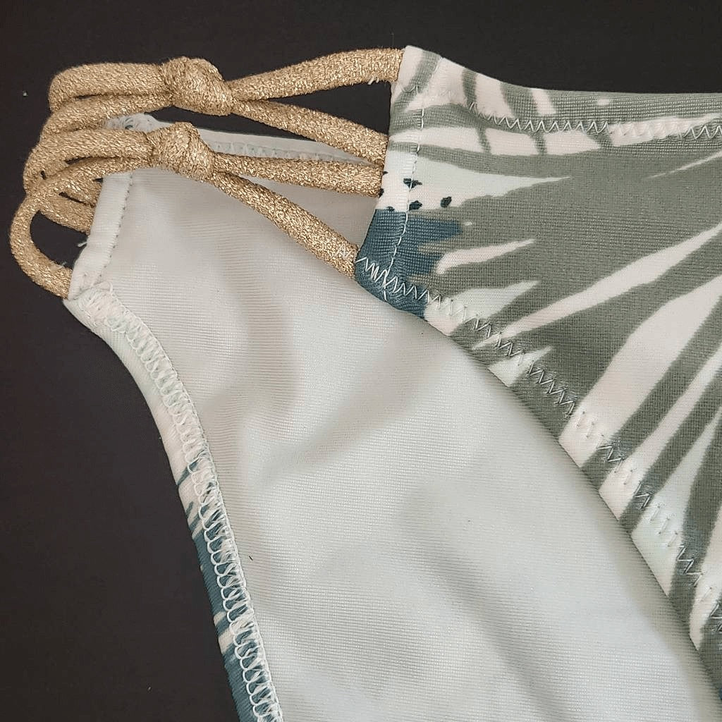 Aerie Green and Gold Print Bikini Bottoms NWT Size Small Full Coverage Bottoms