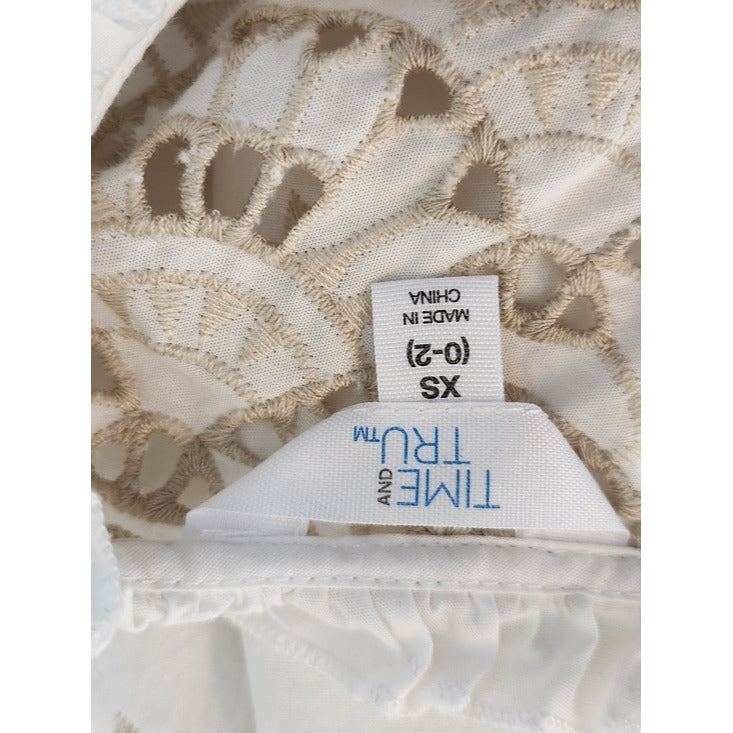 Time and Tru White and Tan Embroidered Boho Peasant Blouse Size XS 0-2