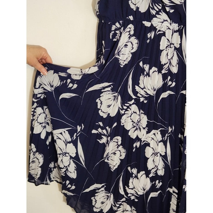 Sandra Darren Navy and White Floral Wrap Look Midi Dress Size 16