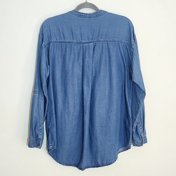 Zenana Chambray Denim Buttondown Shirt Size Large