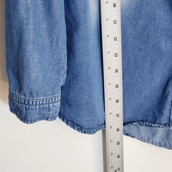 Zenana Chambray Denim Buttondown Shirt Size Large