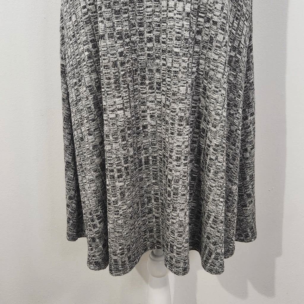 Kristin Nicole Gray Swing Dress Size Medium Mock Neck Ribbed Knit Dress