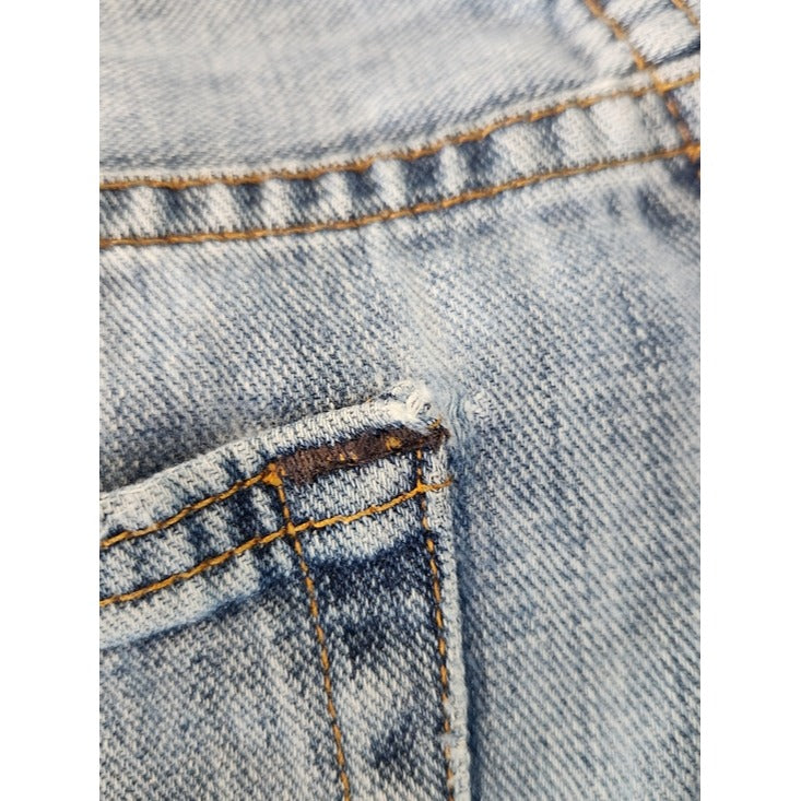 Lucky Brand Relaxed Straight Leg Jeans Size 34 x 30 Flaw