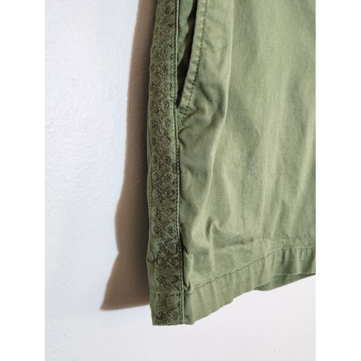 Gap Womens Girlfriend 5 Inch Olive Green Shorts Size 8/29