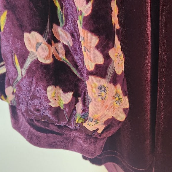 Umgee Plum Velvet Top with Burnout Statement Sleeves Size Large NWT
