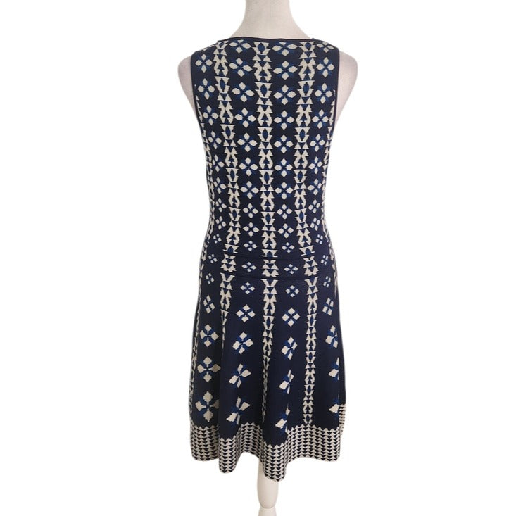 Cynthia Steffe Blue and Off-White Knit Fit and Flare Dress Size Medium