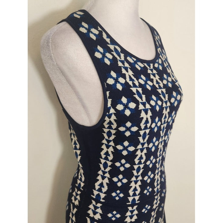 Cynthia Steffe Blue and Off-White Knit Fit and Flare Dress Size Medium