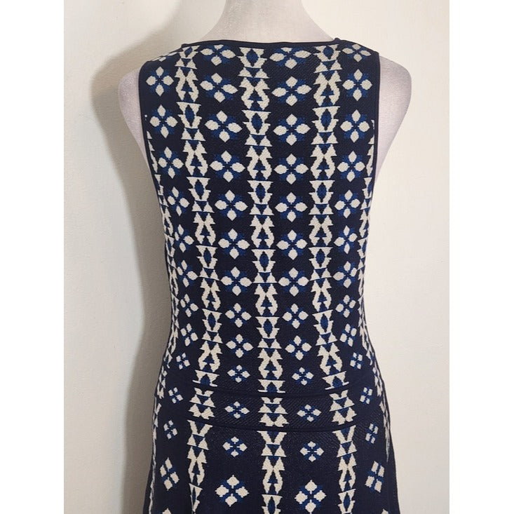 Cynthia Steffe Blue and Off-White Knit Fit and Flare Dress Size Medium