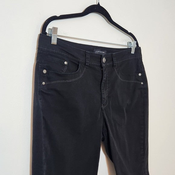 Jones New York Black Bermuda Shorts Size 10 Women's Black Shorts