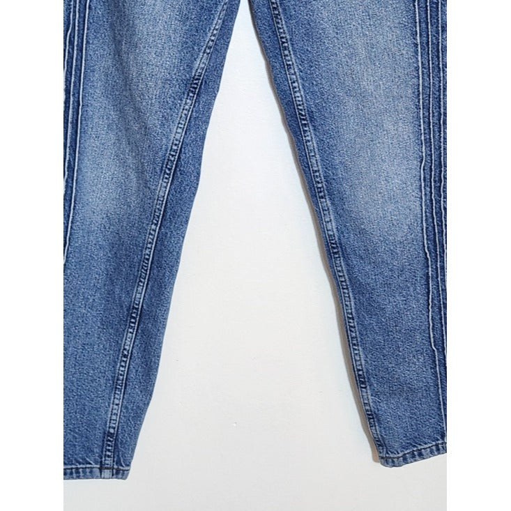 BDG Urban Outfitters Pintuck Mom Jeans Size 27x32